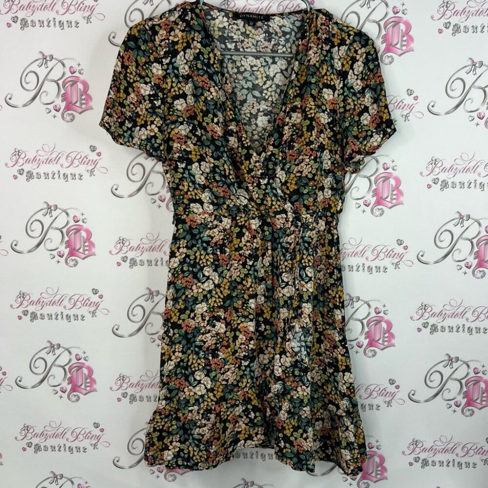 Dynamite dress Vneck orange yellow Black Floral Mini Dress flowers